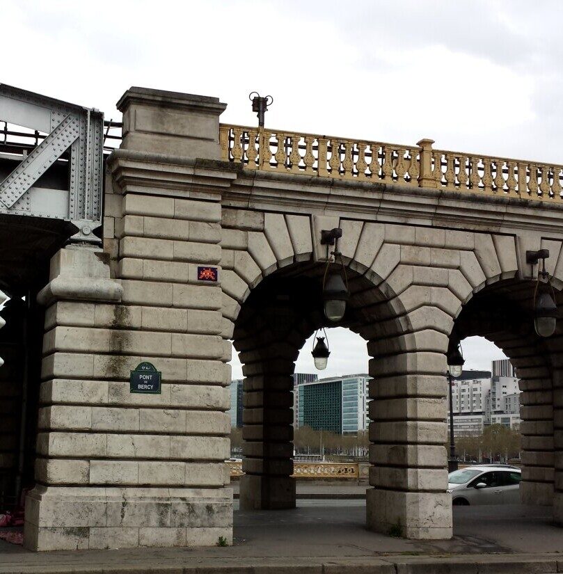 PA_922, Space Invader on Pont de Bercy — Street art by Invader in Paris