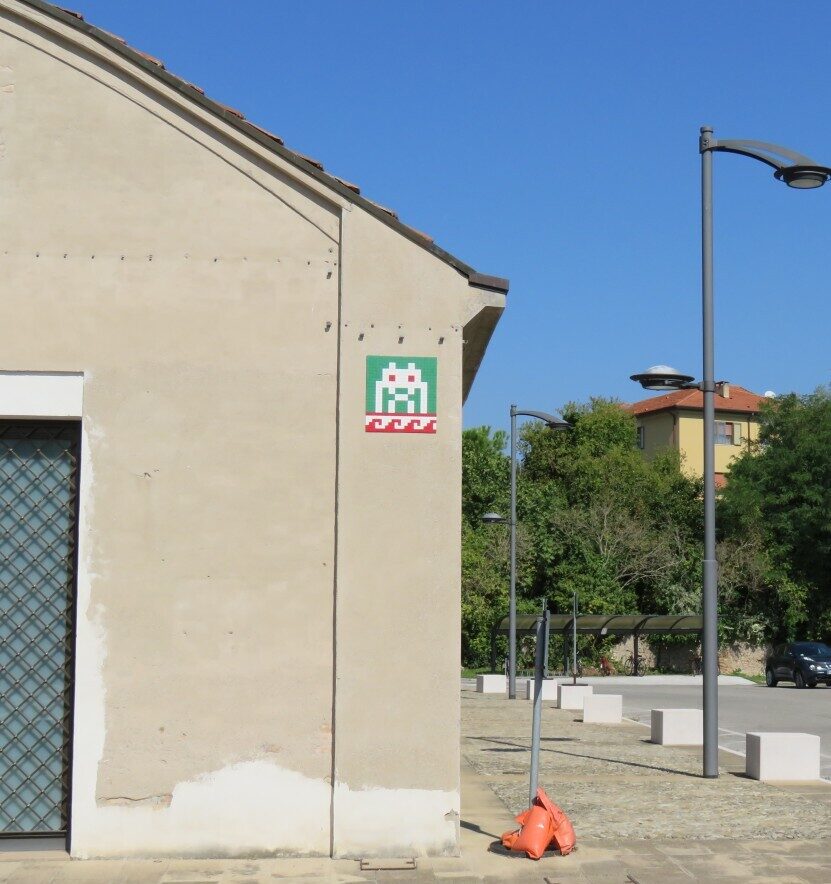 RA_26, Space Invader on Via Benedetto Fiandrini — Street art by Invader in Ravenna
