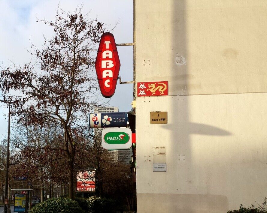 PA_1178, Space Invader on 82 boulevard Masséna — Street art by Invader in Paris
