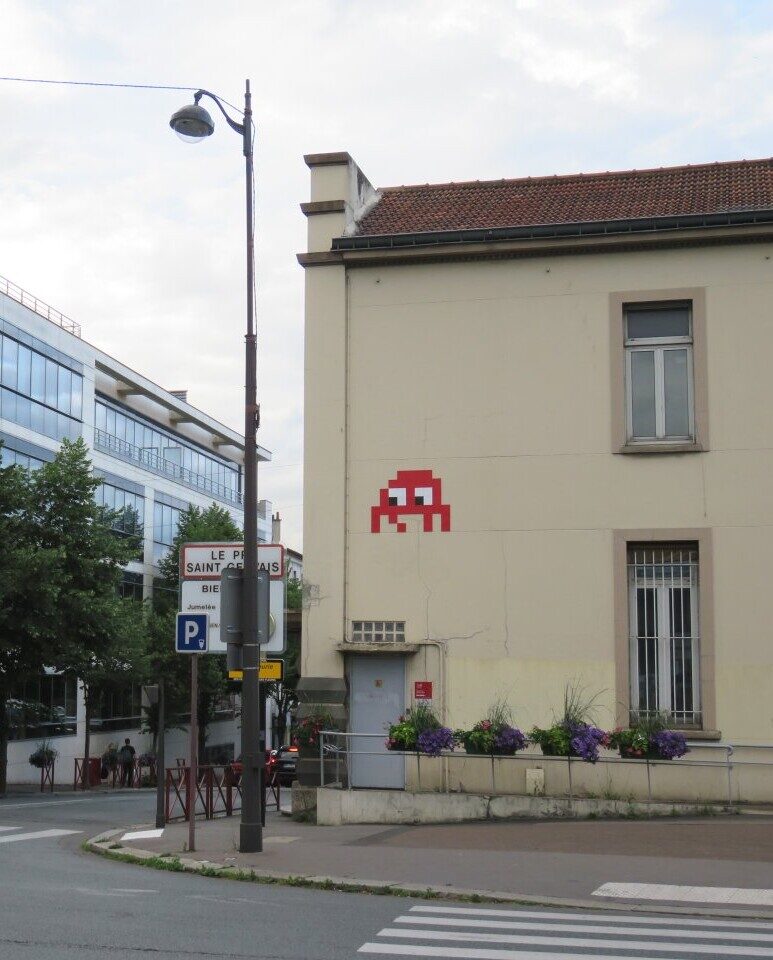 PA_1187, Space Invader on 89 rue André Joineau — Street art by Invader in Le Pré-Saint-Gervais