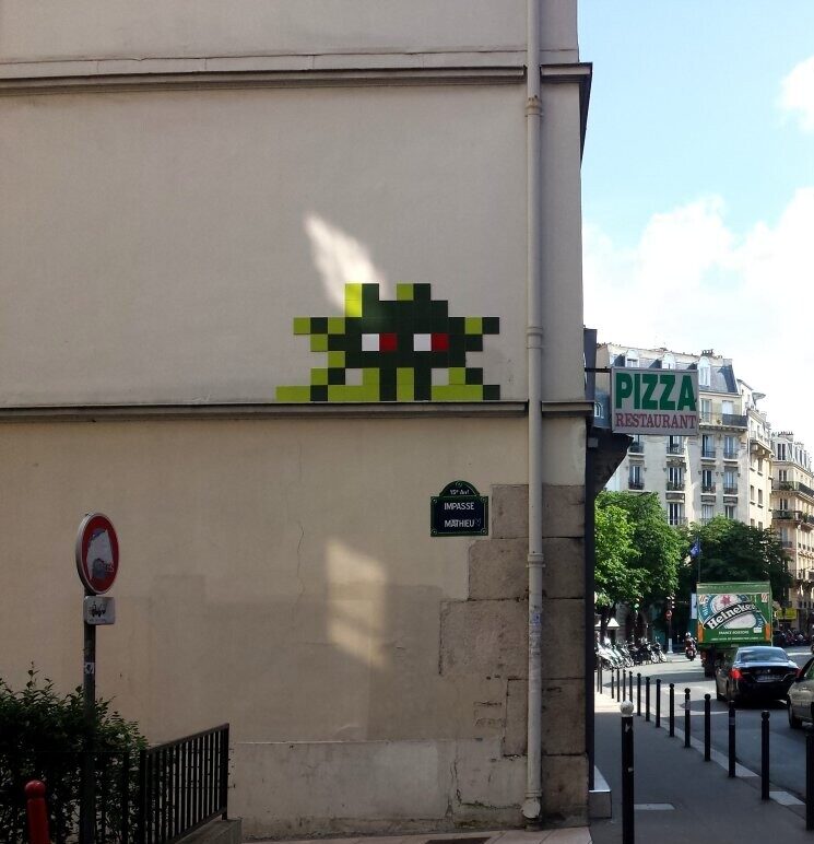 PA_1196, Space Invader de l'impasse Mathieu — Street art de Invader à Paris