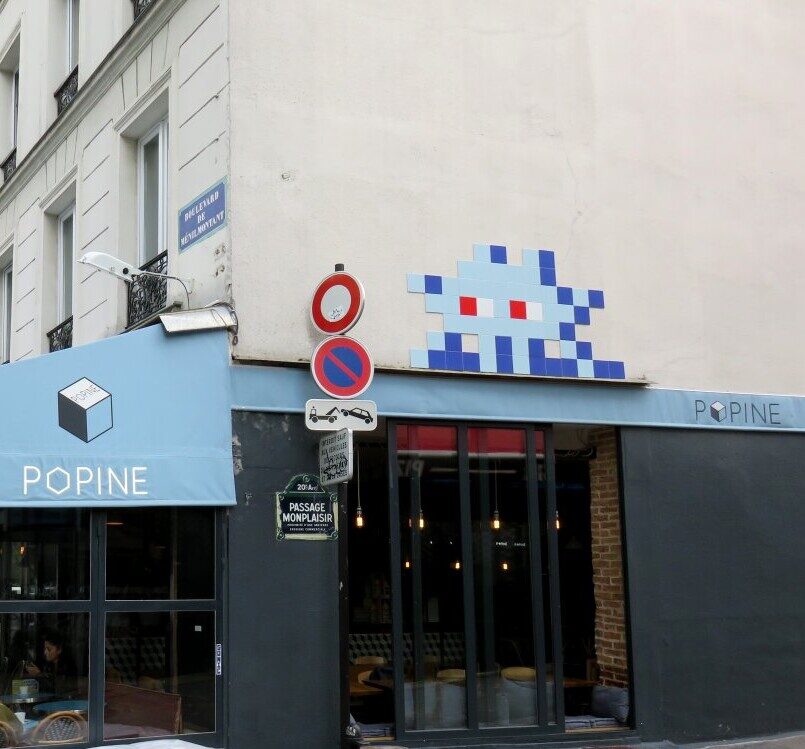 PA_1211, Space Invader du passage Mondésir — Street art de Invader à Paris