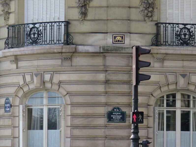 PA_1257, Space Invader de l'avenue du Président Wilson — Street art de Invader à Paris