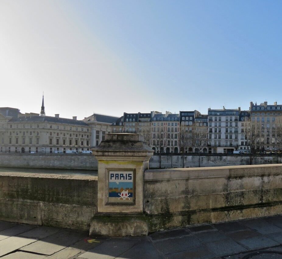 PA_1268, Space Invader on Bretelle de contournement de la place Valhubert — Street art by Invader in Paris