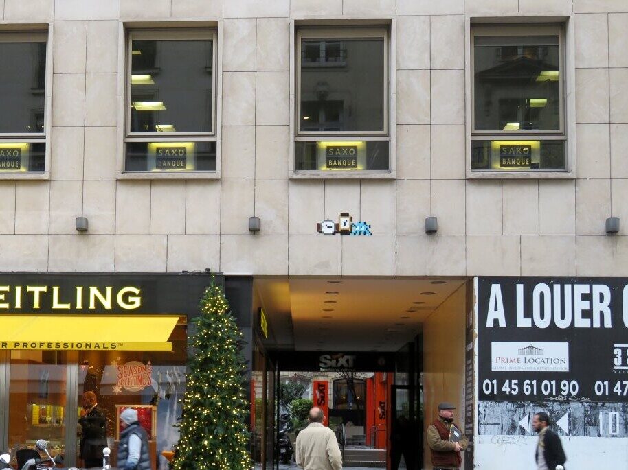 PA_1333, Space Invader de la rue de la Paix — Street art de Invader à Paris