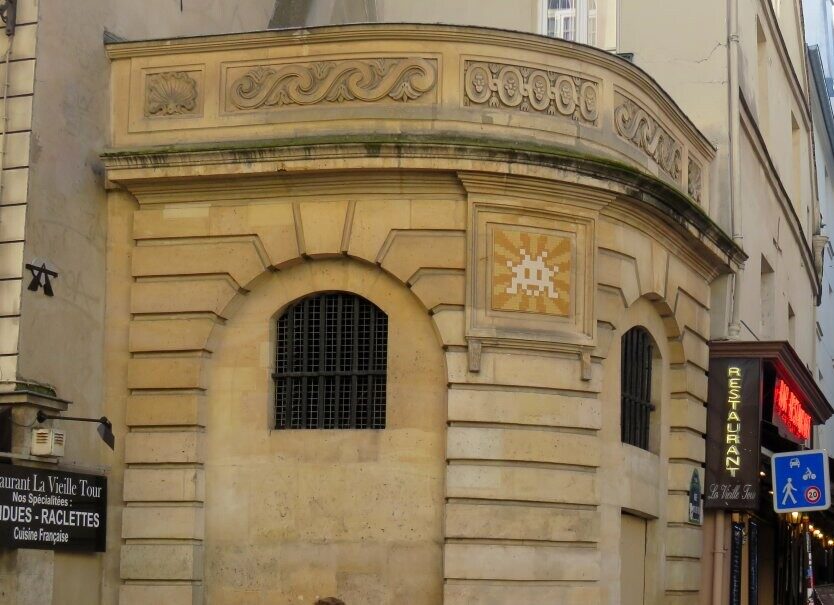 PA_1338, Space Invader de la rue Mouffetard — Street art de Invader, A2 à Paris