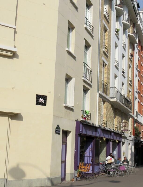 PA_1367, Space Invader on 160 boulevard Berthier — Street art by Invader in Paris