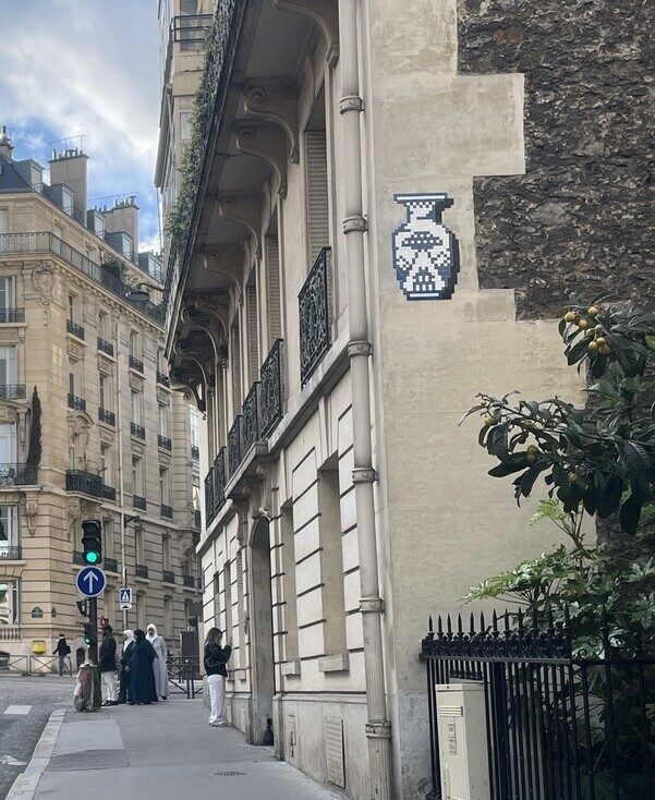 PA_1385, Space Invader on 4 rue Boissière — Street art by Invader in Paris