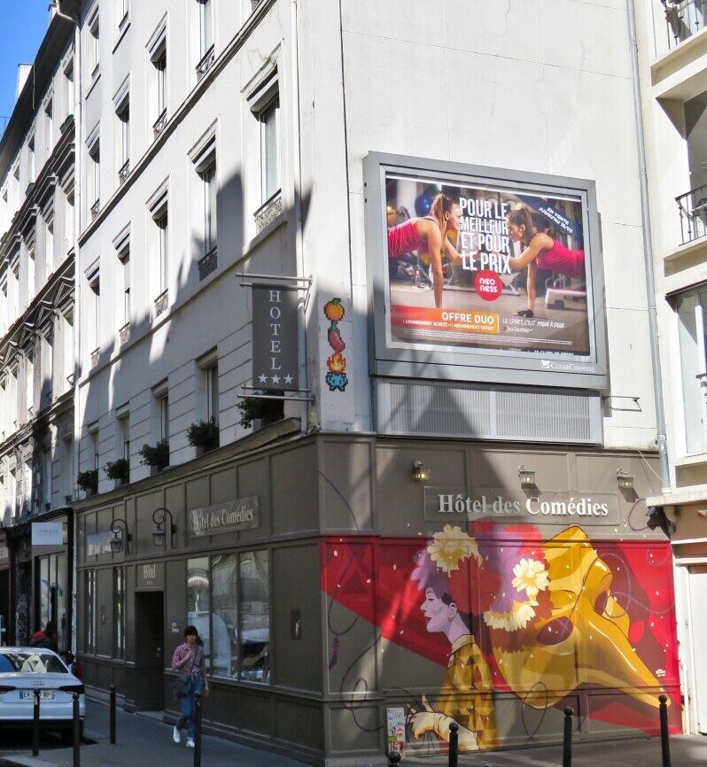 PA_1392, Space Invader de la rue d'Hauteville — Street art de Invader à Paris