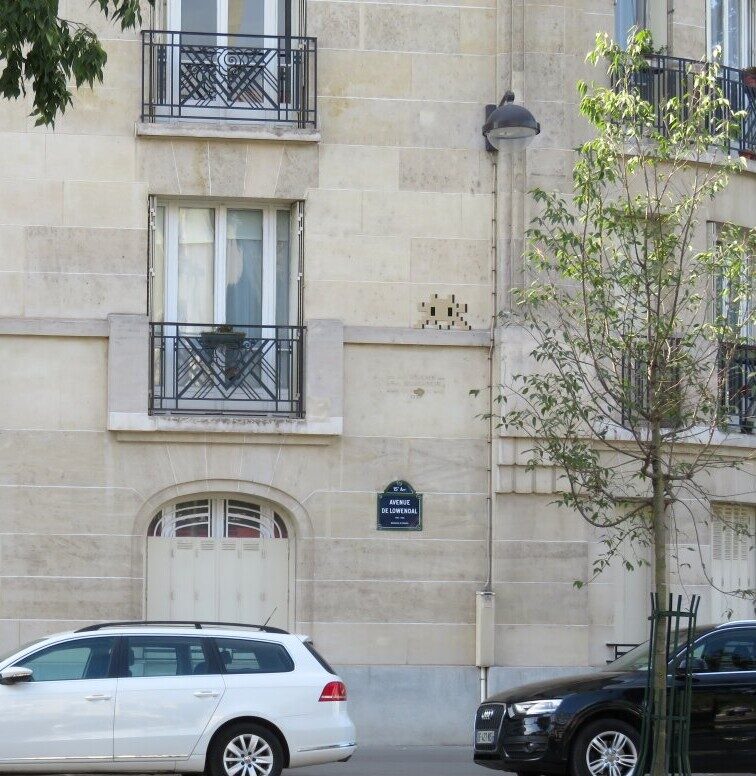 PA_1418, Space Invader de l'avenue de Lowendal — Street art de Invader à Paris
