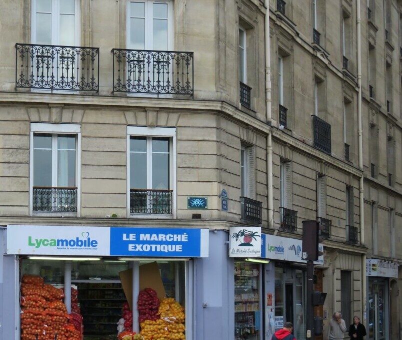 PA_1302, Space Invader on 1 rue Cail — Street art by Invader in Paris