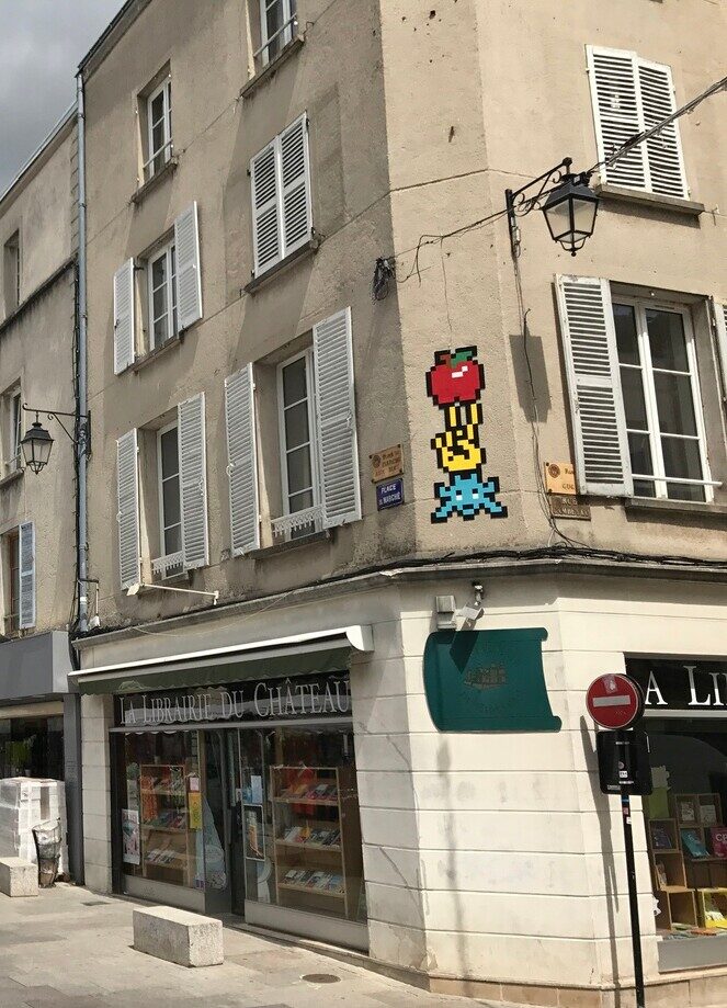 PA_1443, Space Invader on 14 Rue Gambetta — Street art by Invader in Brie-Comte-Robert