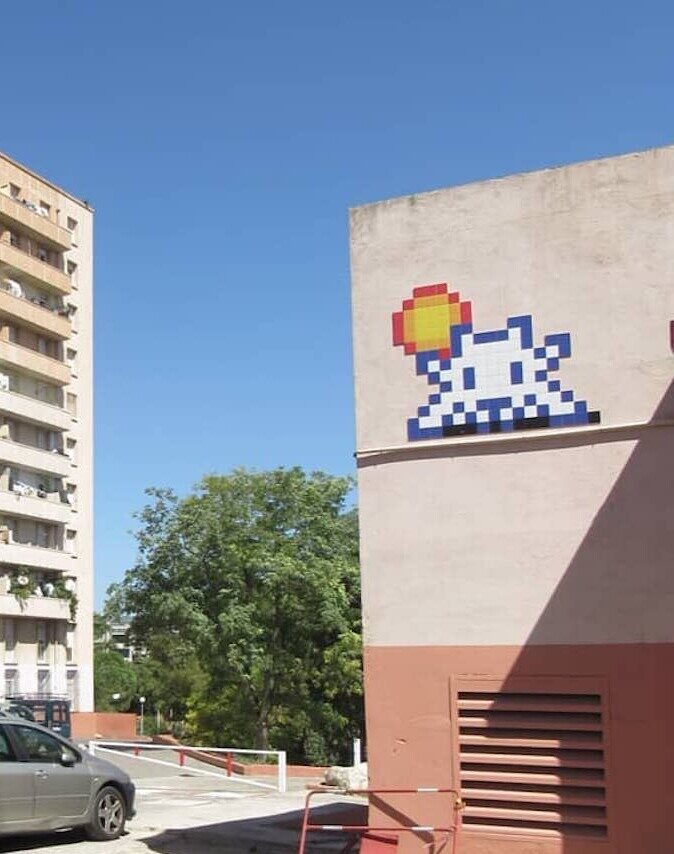 MARS_83, Space Invader de l'avenue Saint-Paul — Street art de Invader à Marseille