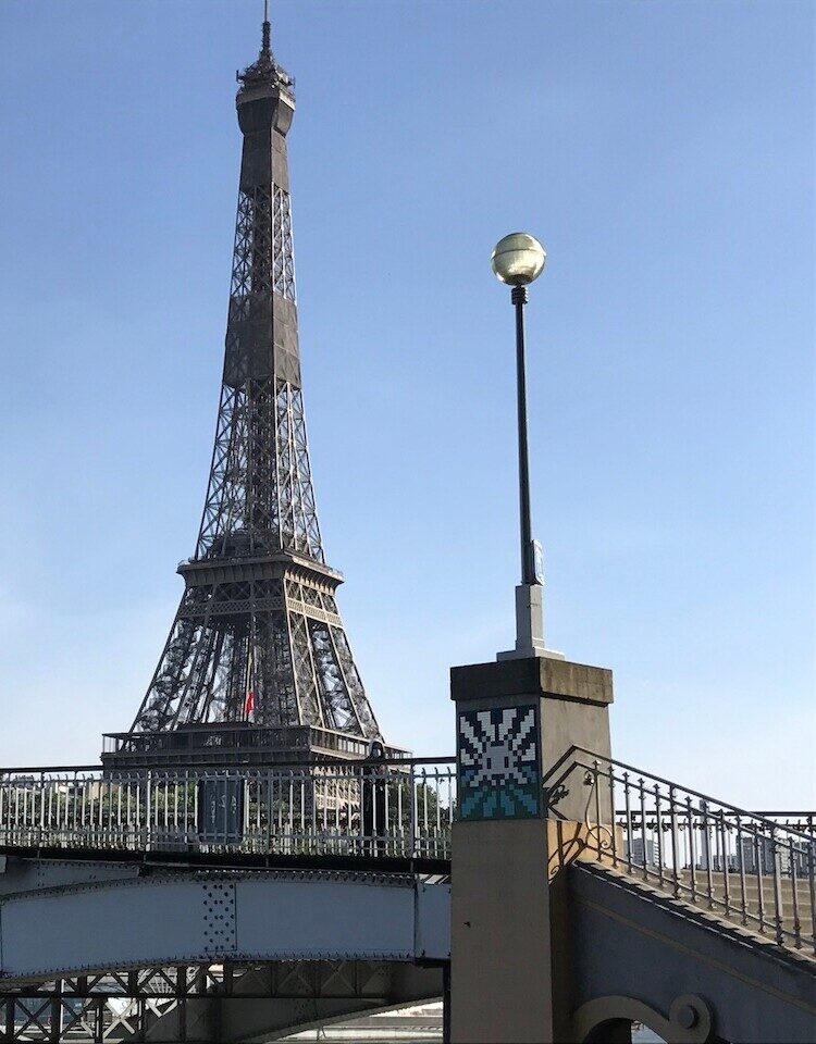 PA_1442, Space Invader du port Debilly — Street art de Invader à Paris