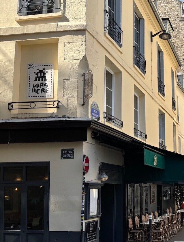 PA_1518, Space Invader de la rue des Ciseaux — Street art de Invader à Paris