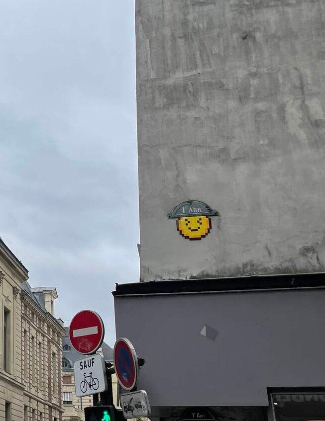 PA_1523, Space Invader de la rue de Richelieu — Street art de Invader à Paris