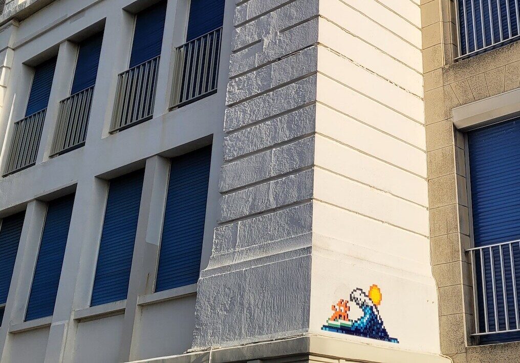 BAB_38, Space Invader on Boulevard du Maréchal Leclerc — Street art by Invader in Biarritz