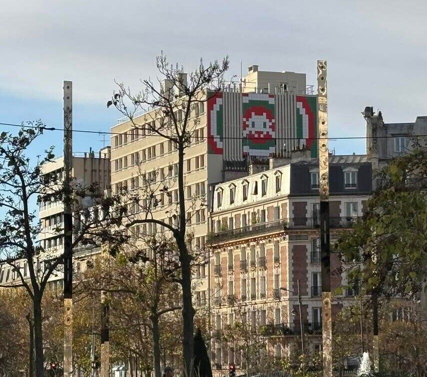 PA_1525, Space Invader on 4 Boulevard Auguste Blanqui — Street art by Invader in Paris