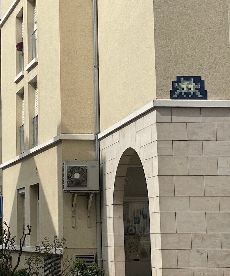ORLN_03, Space Invader de la rue Notre-Dame de Recouvrance — Street art de Invader à Orléans