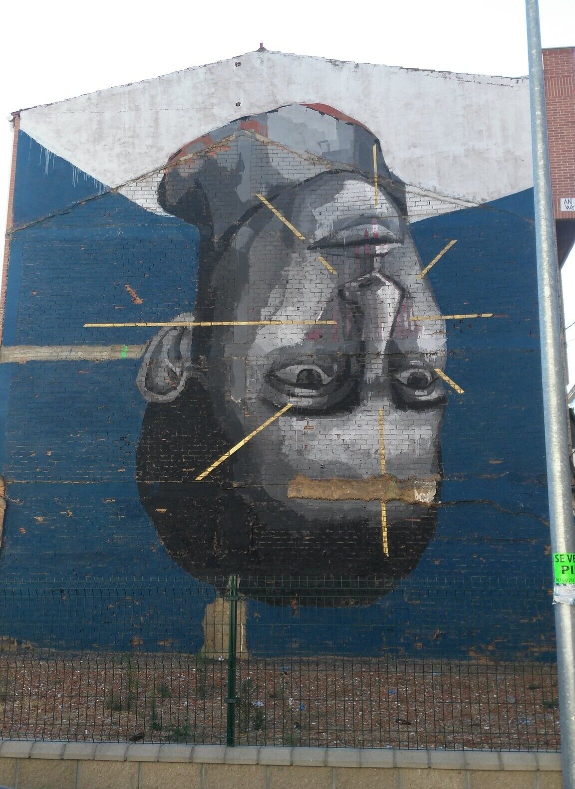 Compass — Street art by An Wei in La Bañeza