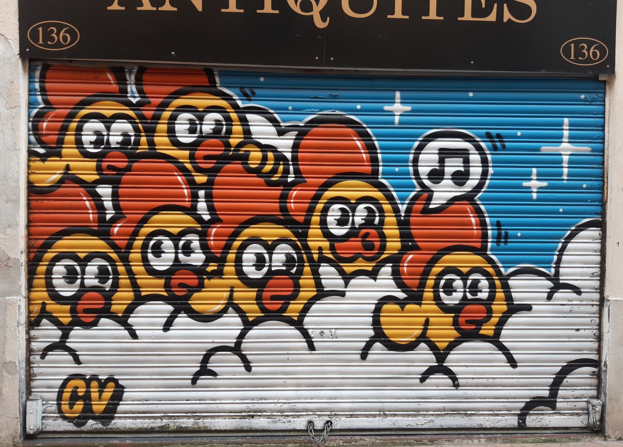 Nuages ronds de Monsieur Poulet à Bordeaux — Street art de Monsieur Poulet à Bordeaux
