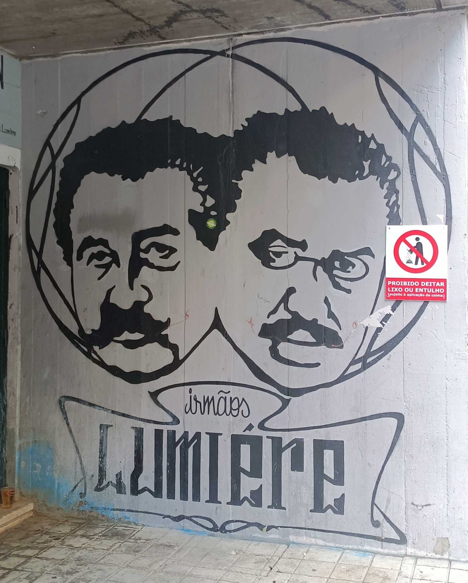 The Lumière Brothers, Cinema Pioneers — Street art in Porto