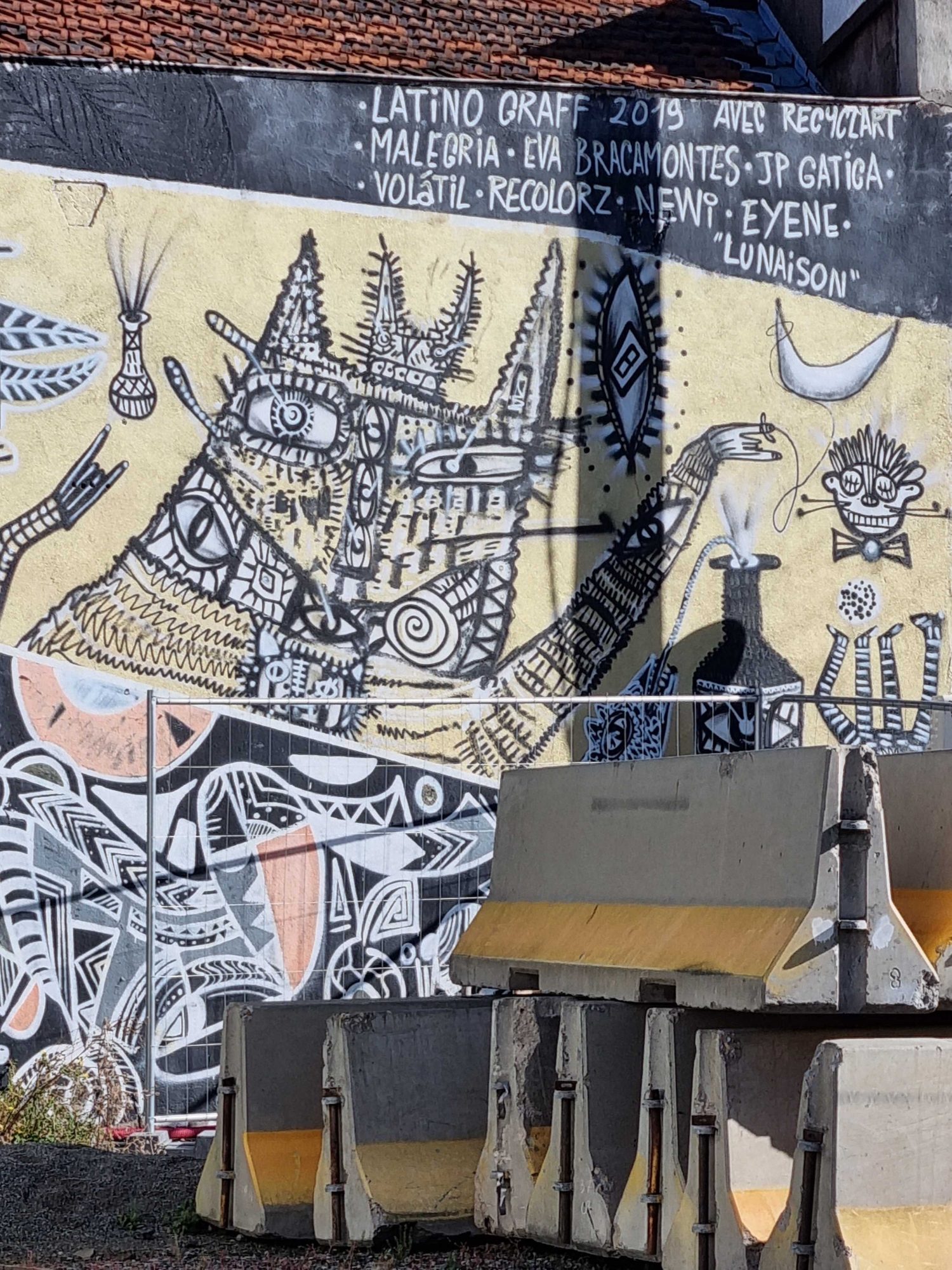 Surrealist Creature by Latino Graff Collective — Street art in Clermont-Ferrand