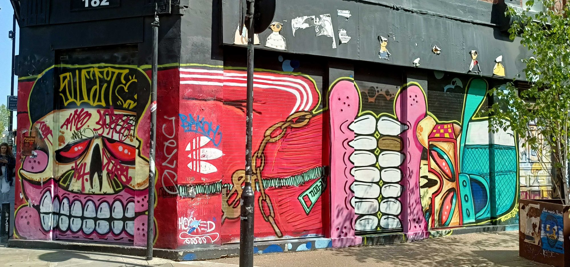 Skull and Body Composition — Street art in London