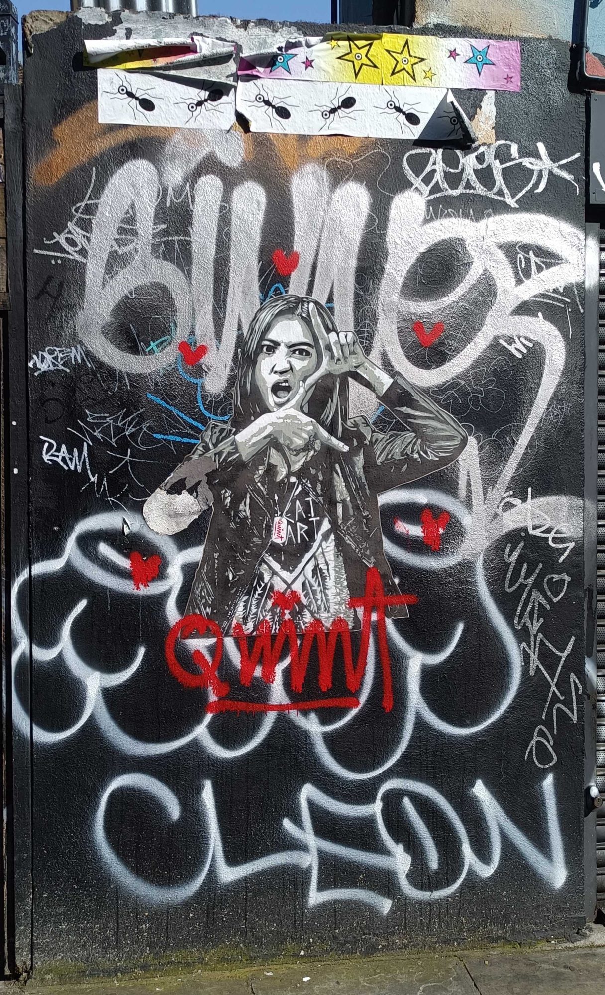 Screaming Woman Portrait — Street art in London