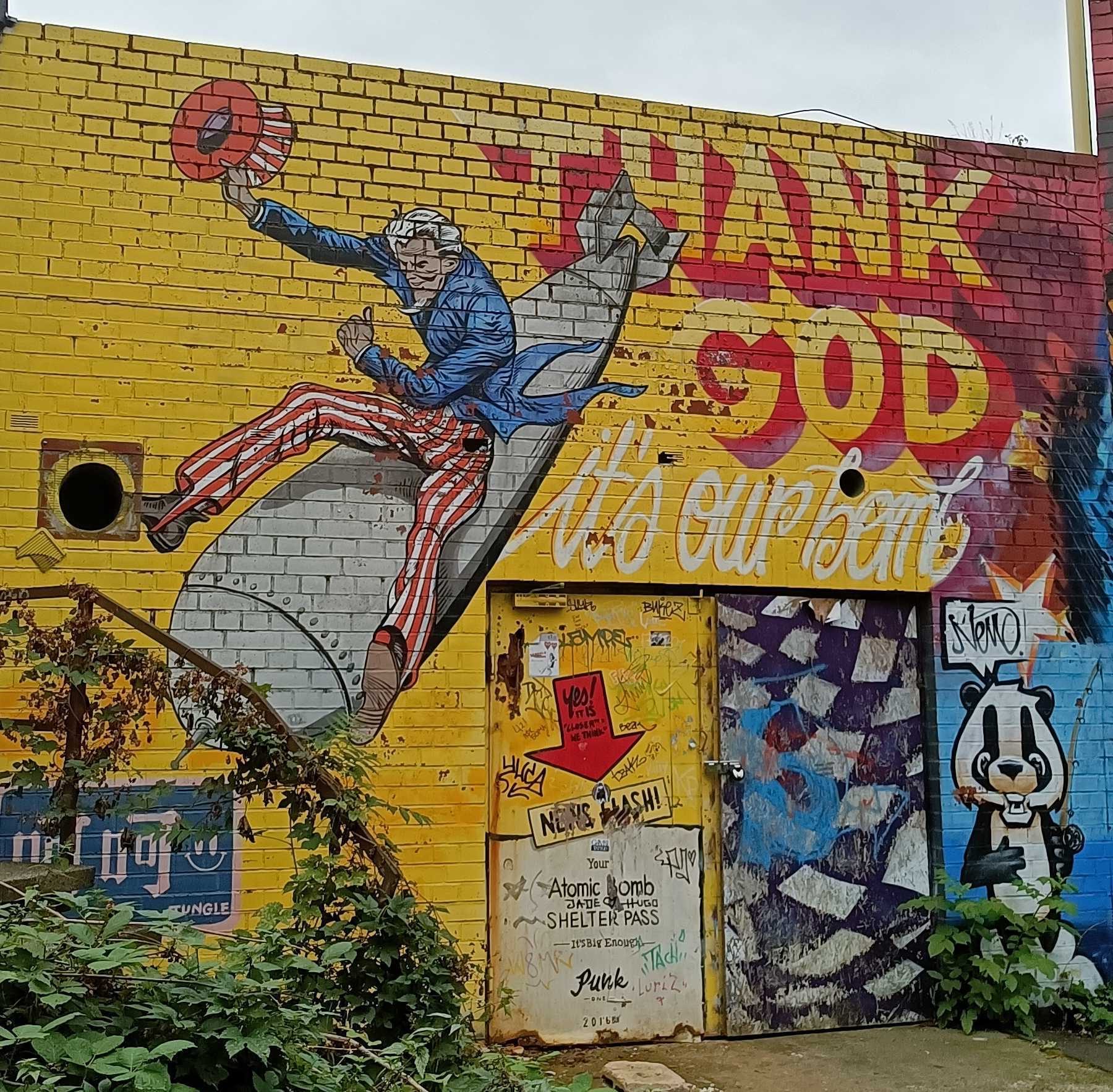 Uncle Sam Riding the Bomb — Street art by Paul Punk in Berlin