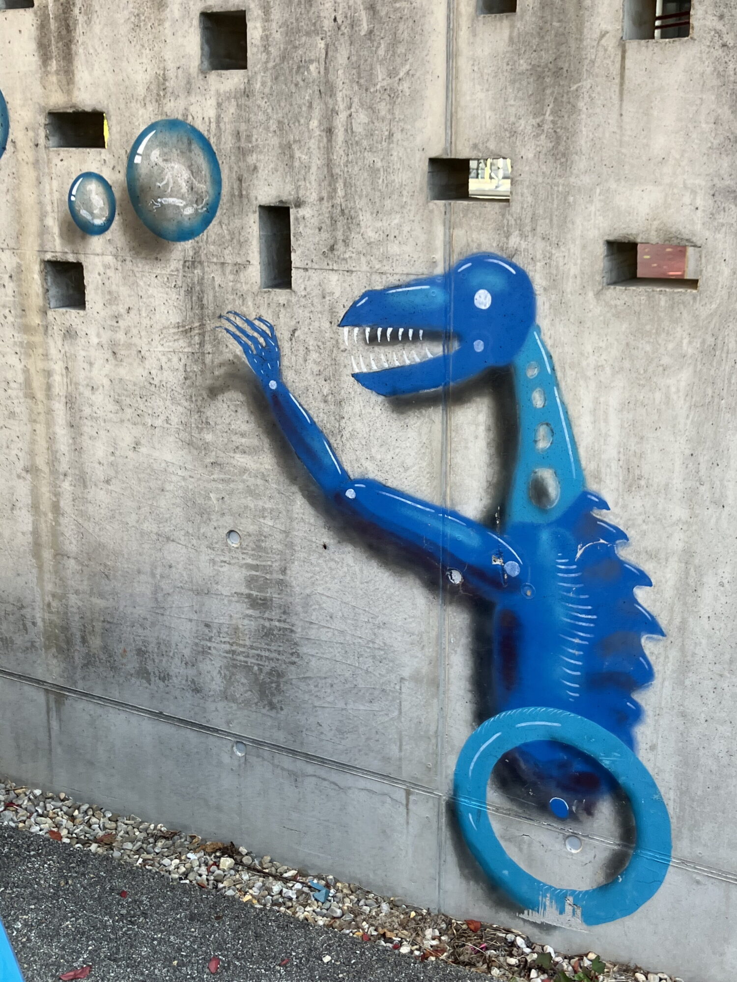 Chimères mécaniques — Street art de Codex Urbanus à Le Locle