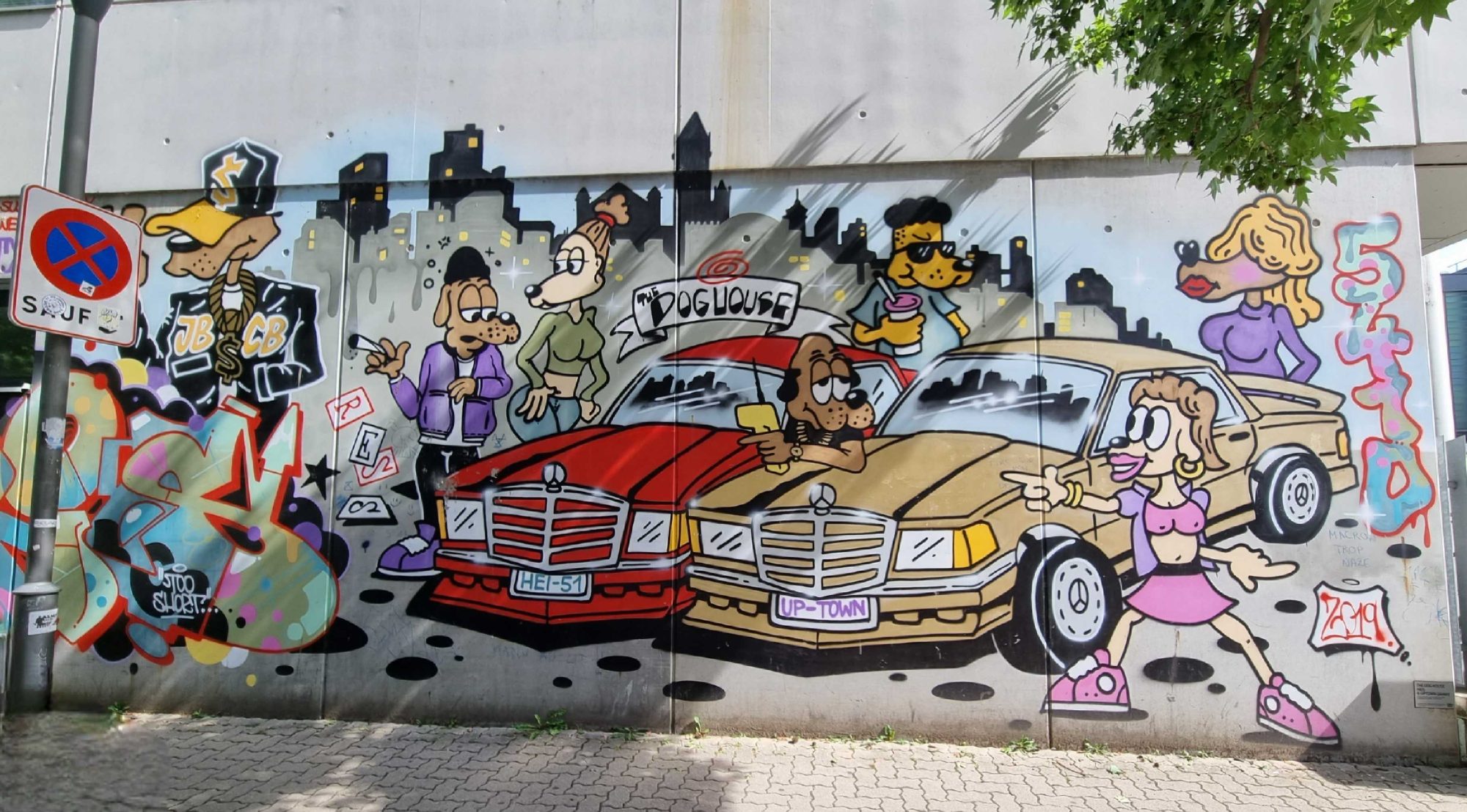 The Doghouse and Two Mercedes — Street art in Strasbourg