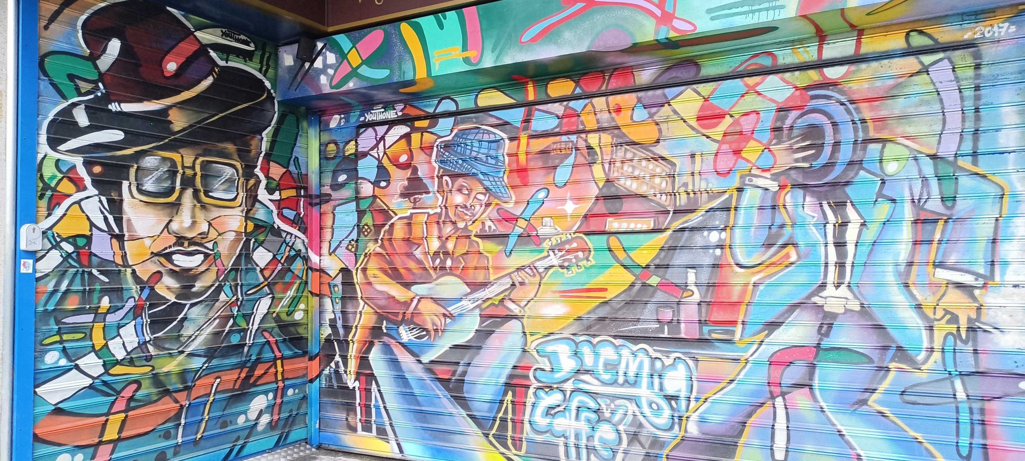 Boemia Café par Youth One — Street art de Youth One à Porto