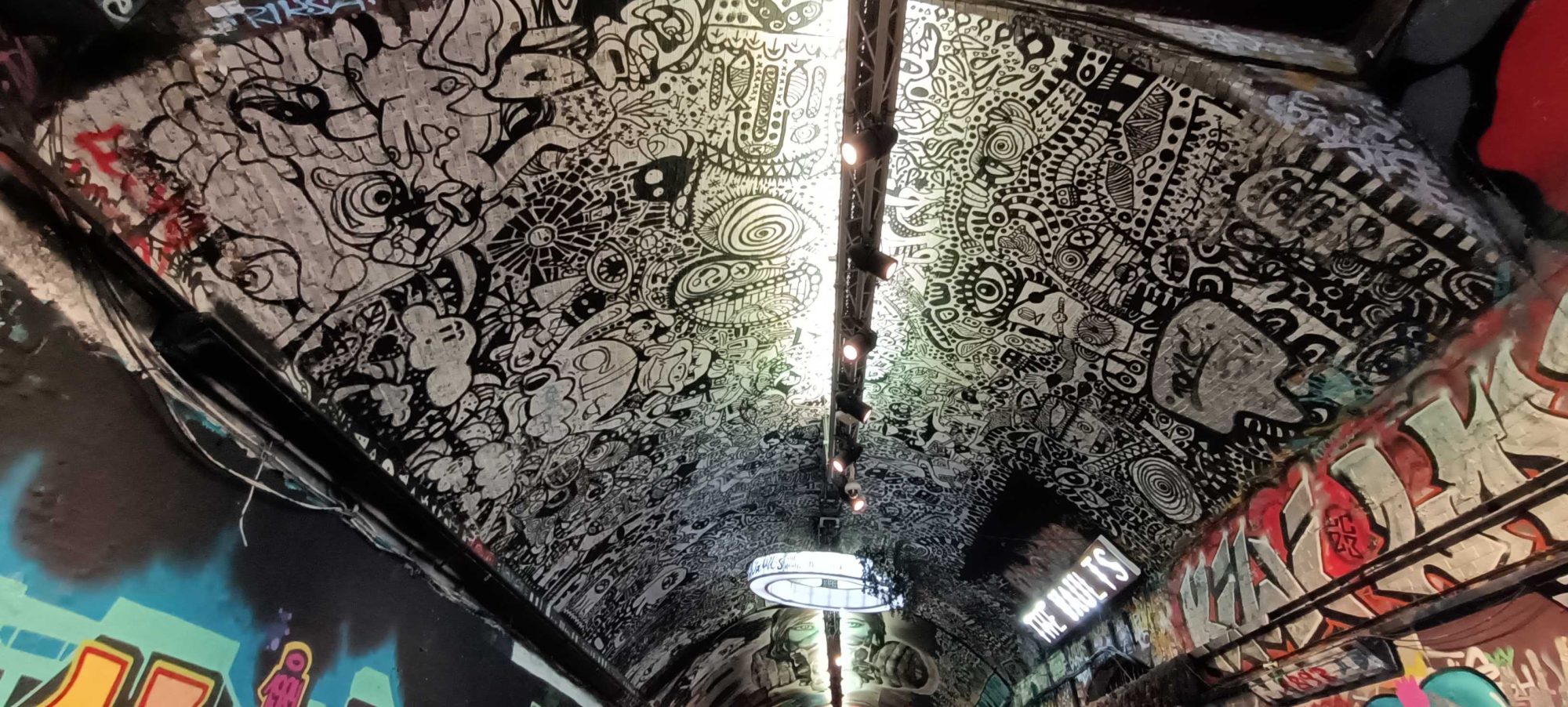 Tunnel d'art complexity — Street art à London