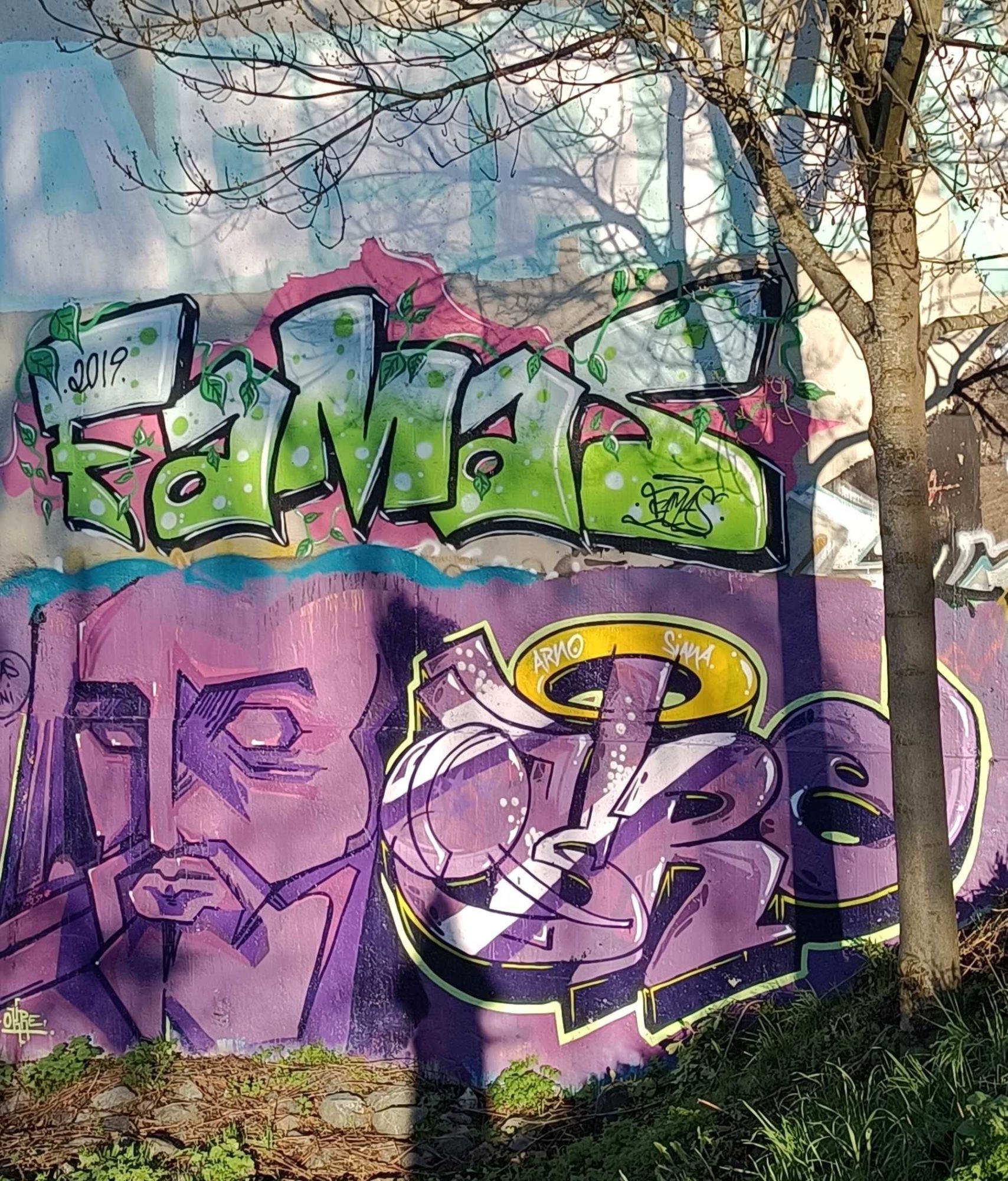 Tags et portraits expressifs — Street art à Nantes