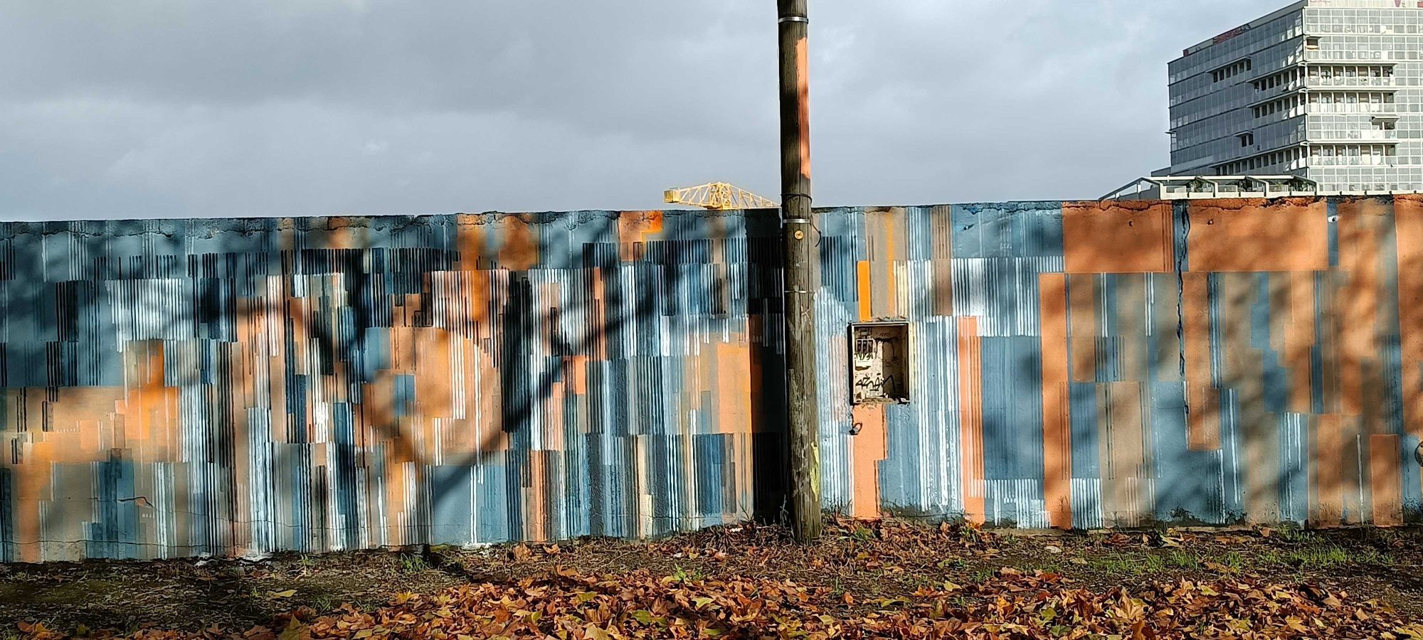 Gray-Blue Abstraction — Street art by Wide in Nantes