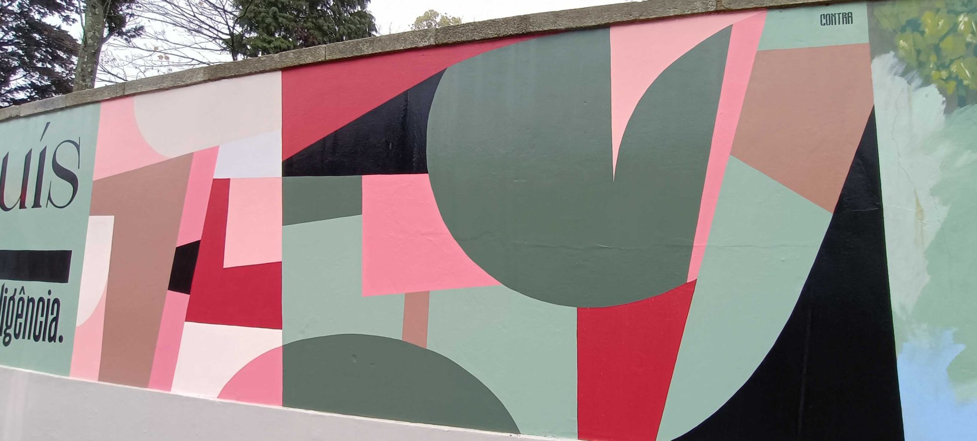 Composition géométrique par Contra — Street art de Contra à Porto