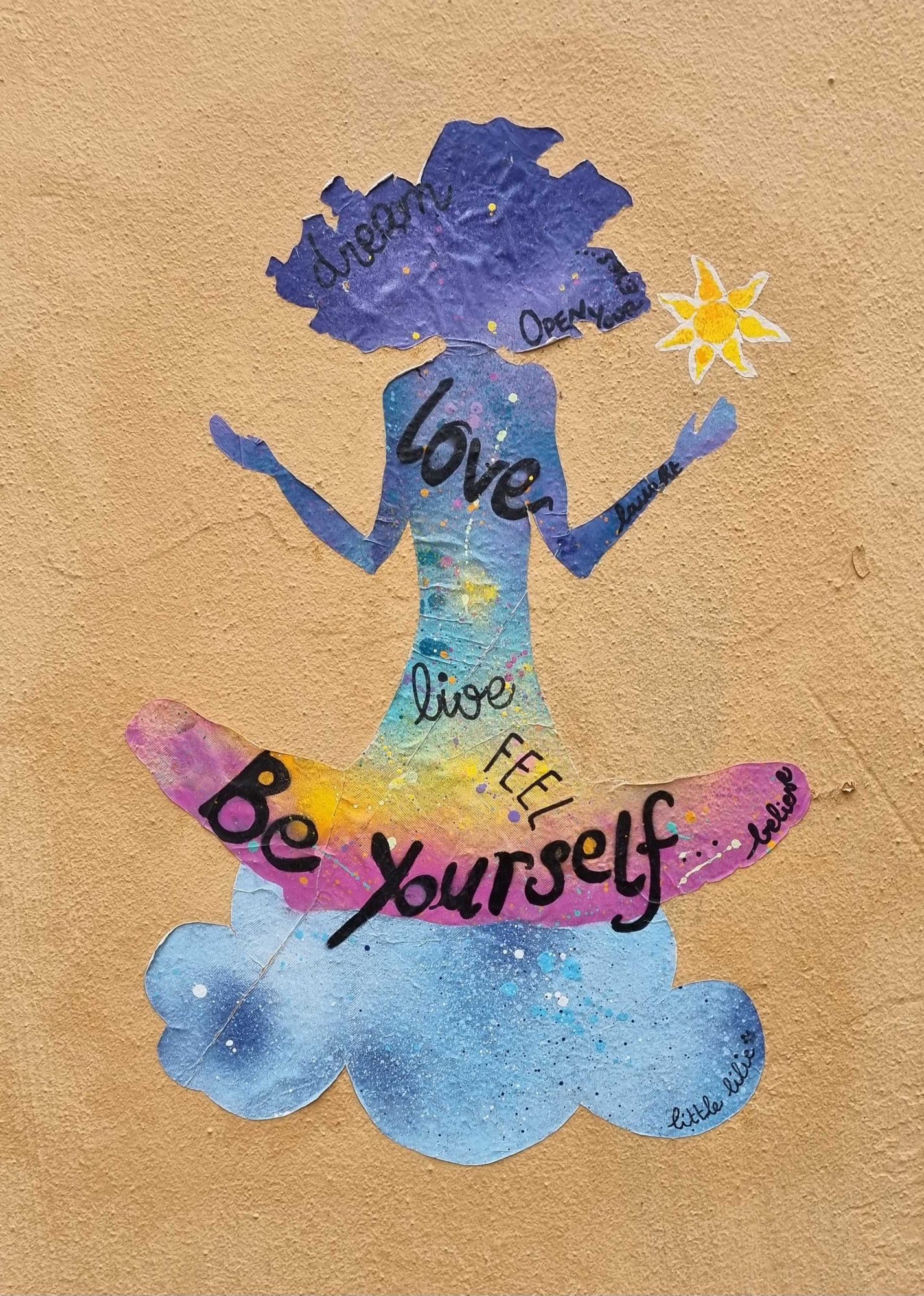 Silhouette Be Yourself arc-en-ciel — Street art à Clermont-Ferrand