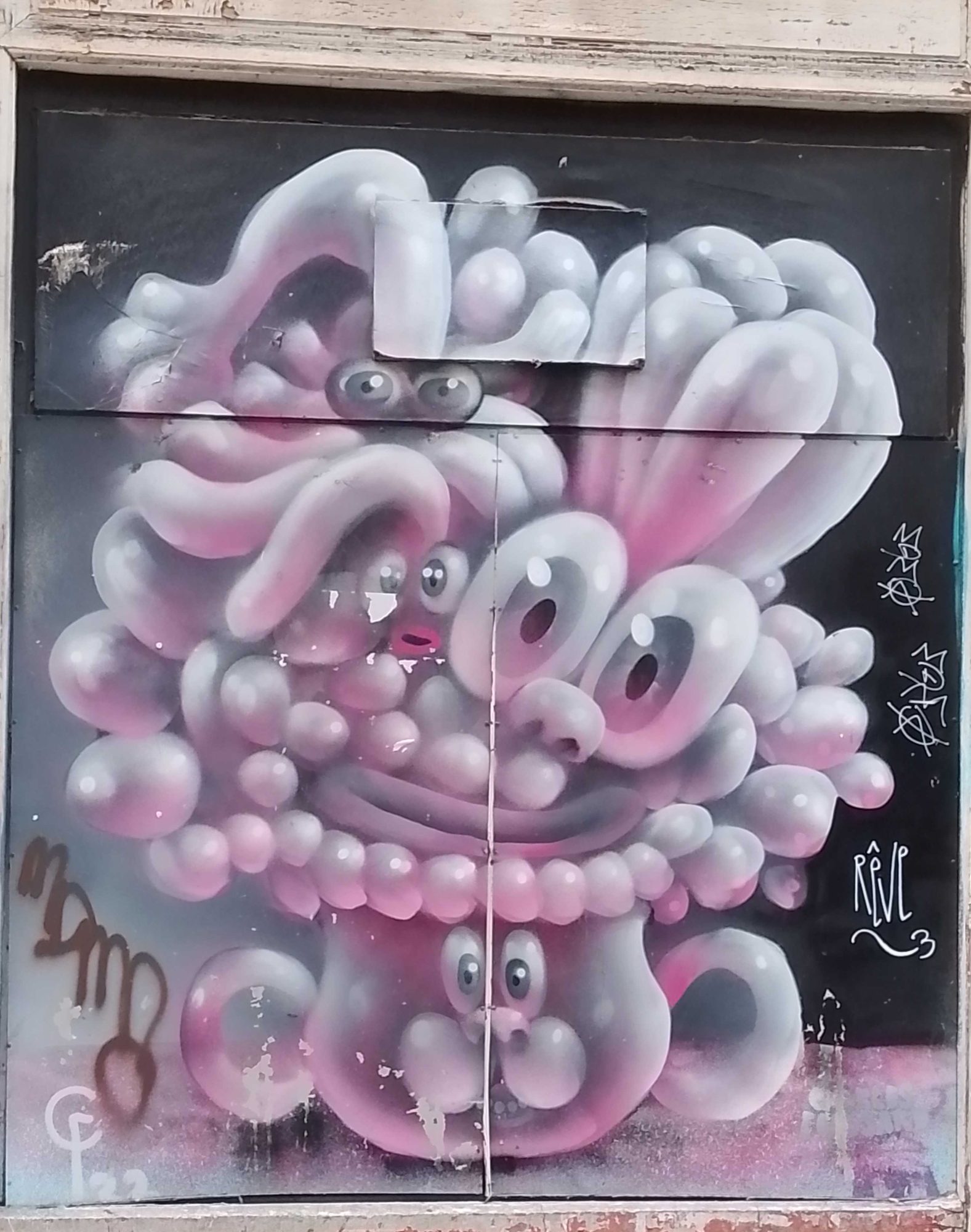 Bubbly Pink and Grey Creature — Street art in Bordeaux