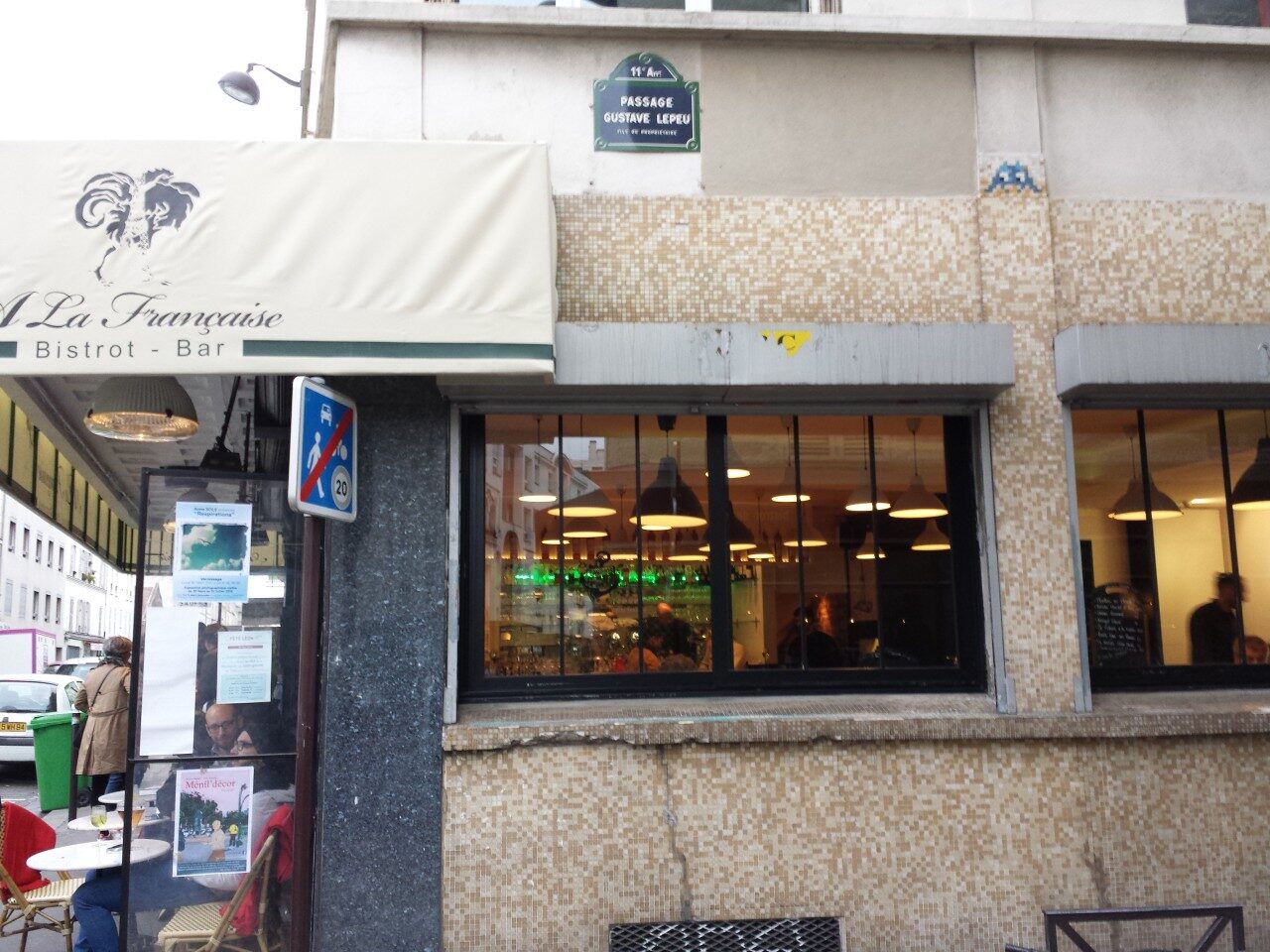 PA_390, Space Invader on 1 Passage Gustave Lepeu — Street art by Invader in Paris