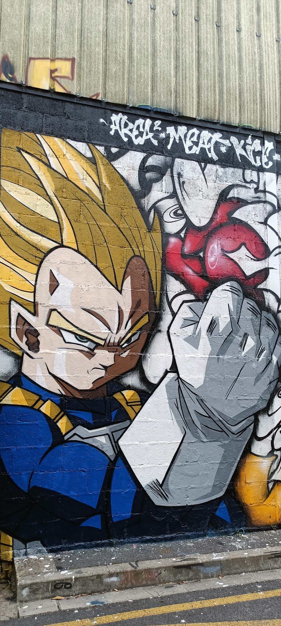 Vegeta Super Saiyan de Dragon Ball Z — Street art à Reims