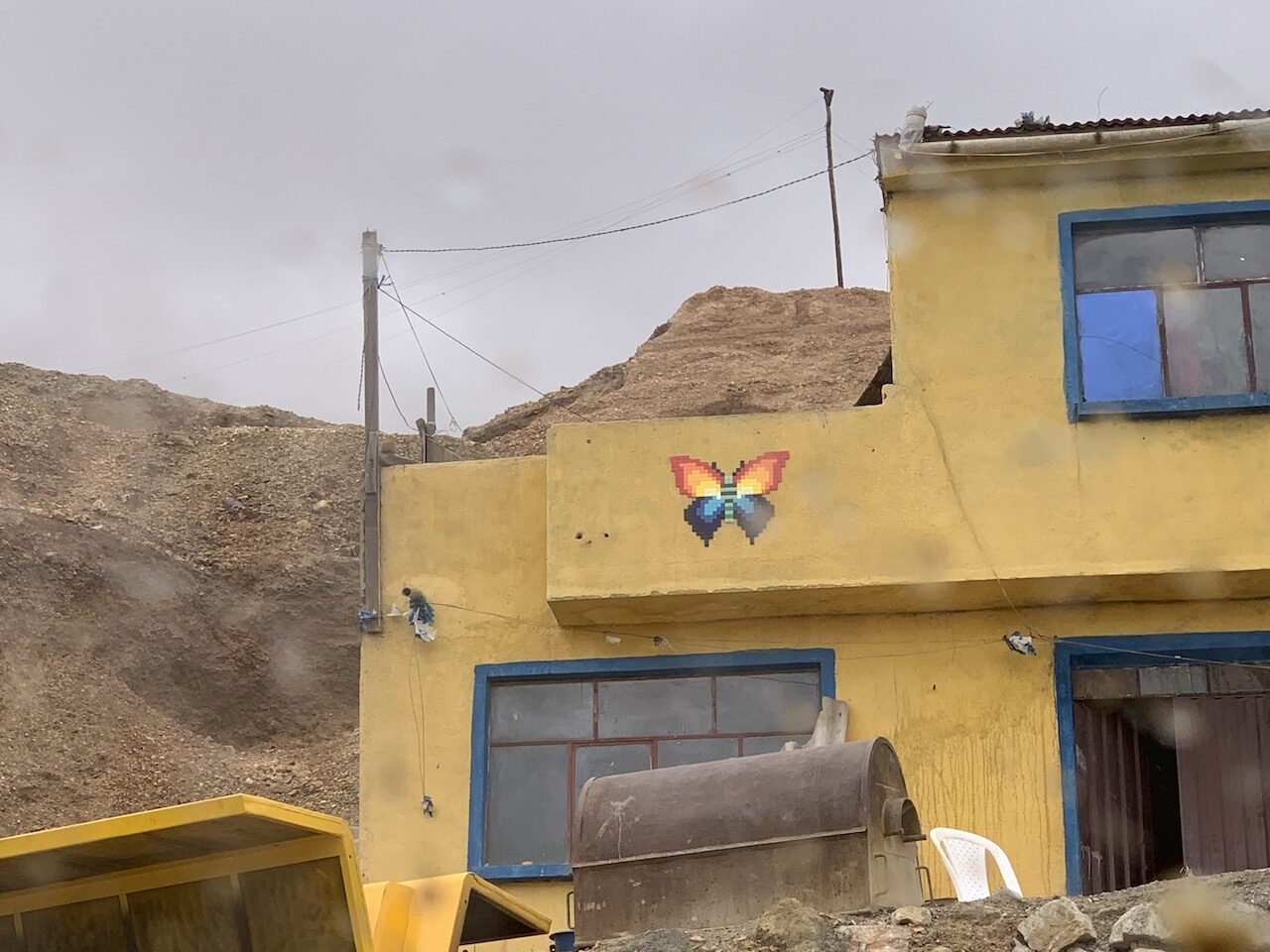 POTI_19, Space Invader de Camino Norte a la Cima del Cerro Rico — Street art de Invader à Potosí