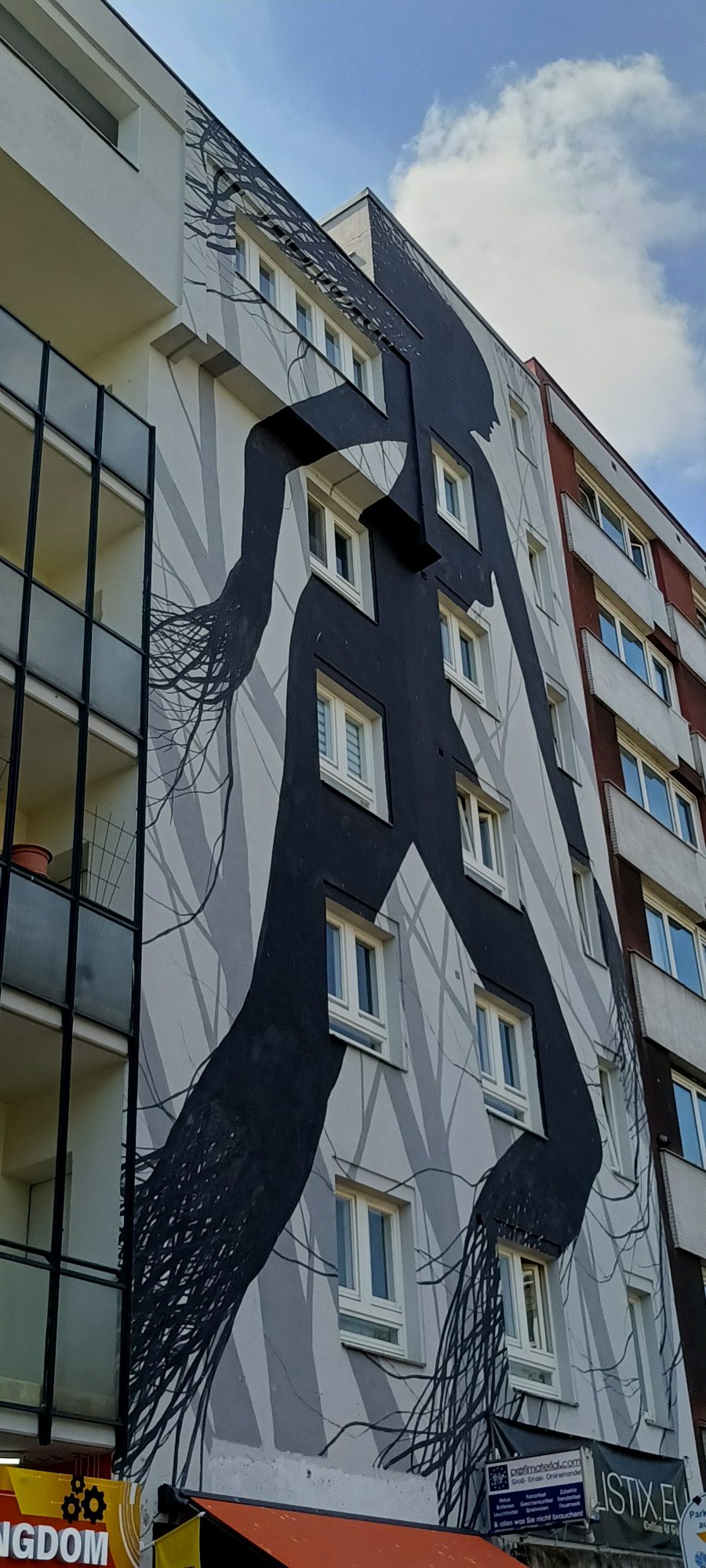 Gray Habitat de David de la Mano — Street art de David de la Mano à Berlin