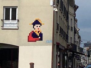 FTBL_44, Space Invader de la rue Grande — Street art de Invader à Fontainebleau