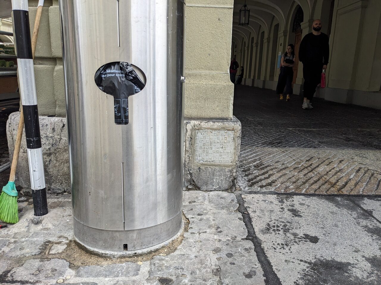 BRN_20, Space Invader de Münstergasse — Street art de Invader à Bern
