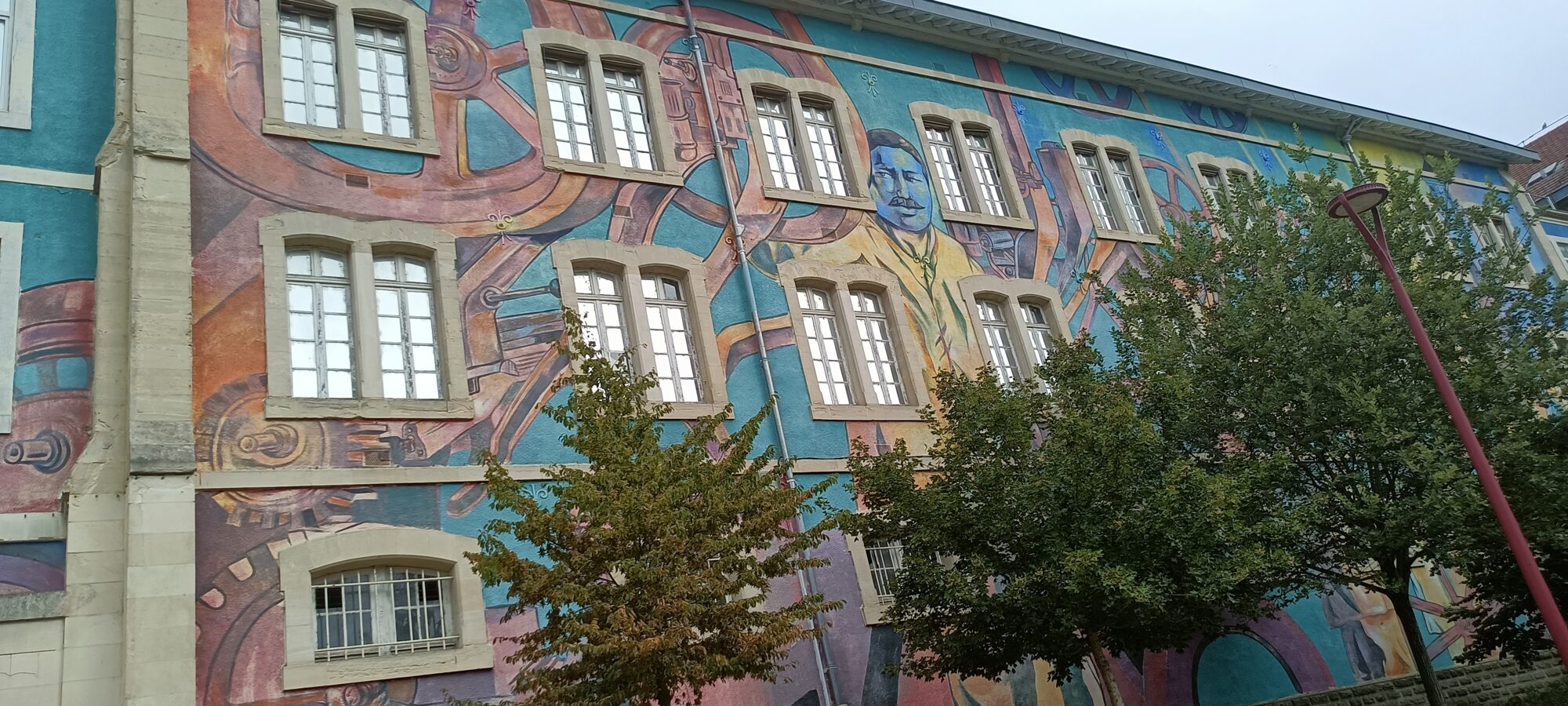 Les Manufacturiers par Heol Art — Street art de Heol Art à Le Mans