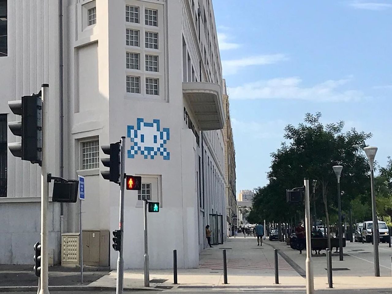 MARS_51, Space Invader du boulevard Jacques Saadé Quai de la Joliette — Street art de Invader à Marseille