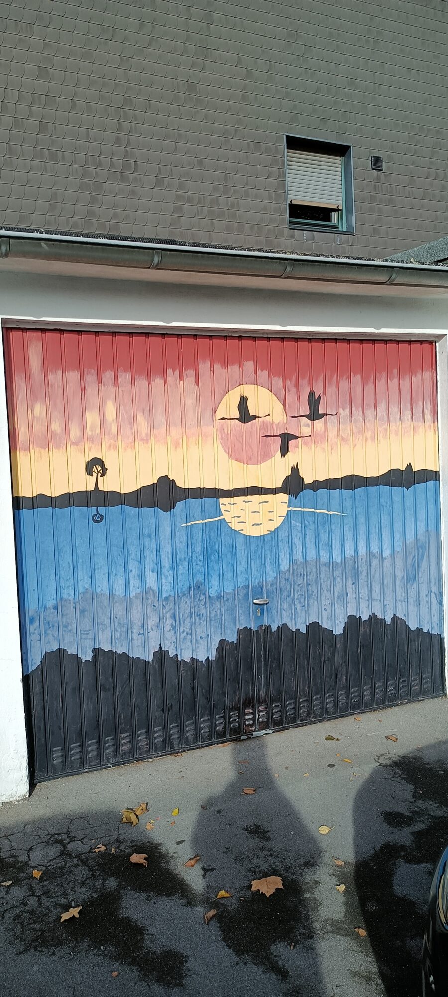 Sunset with flying cranes — Street art in Erkrath