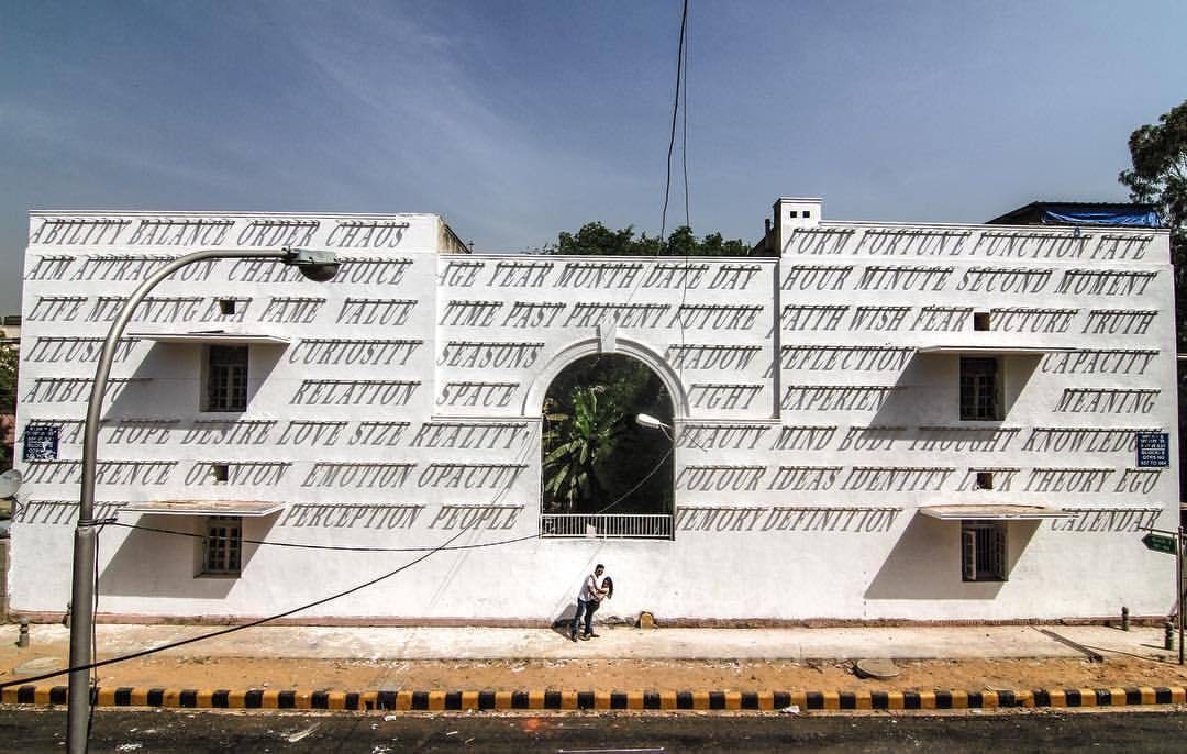 Time Changes Everything — Street art by Daku in Delhi