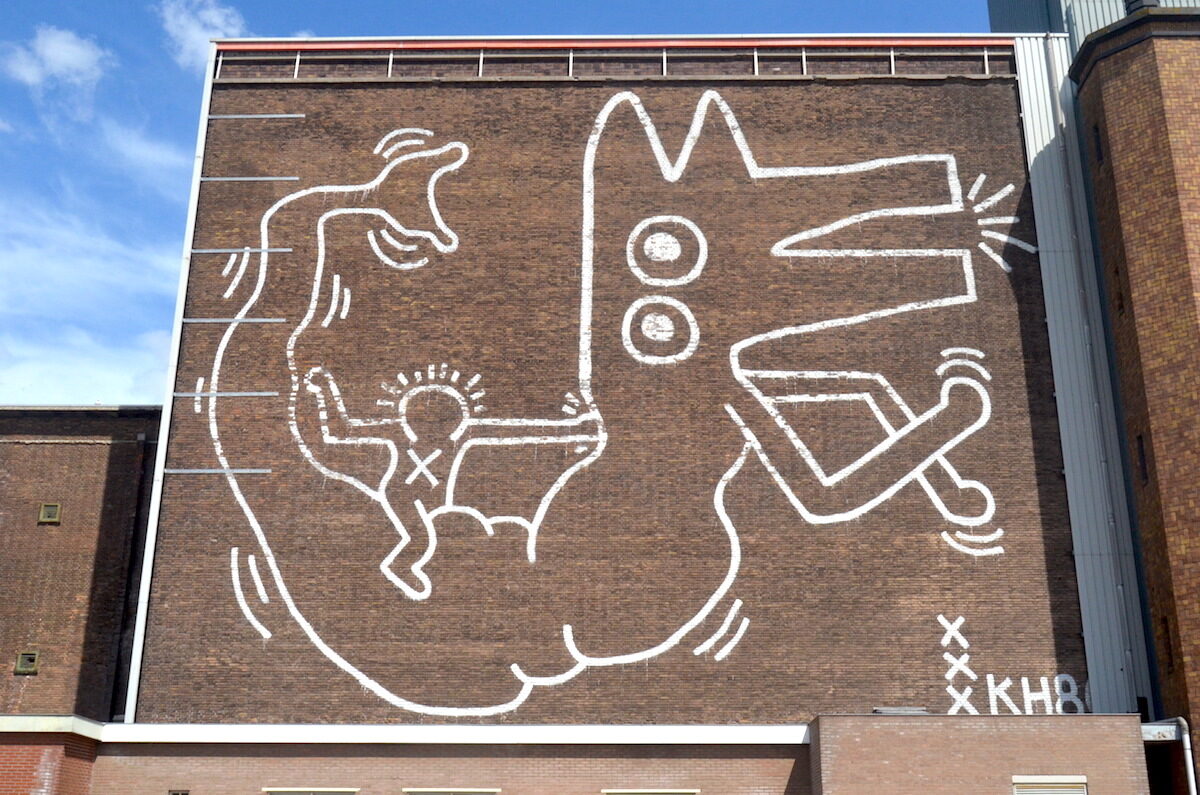 The Centrale Markthallen mural — Street art by Keith Haring in Amsterdam